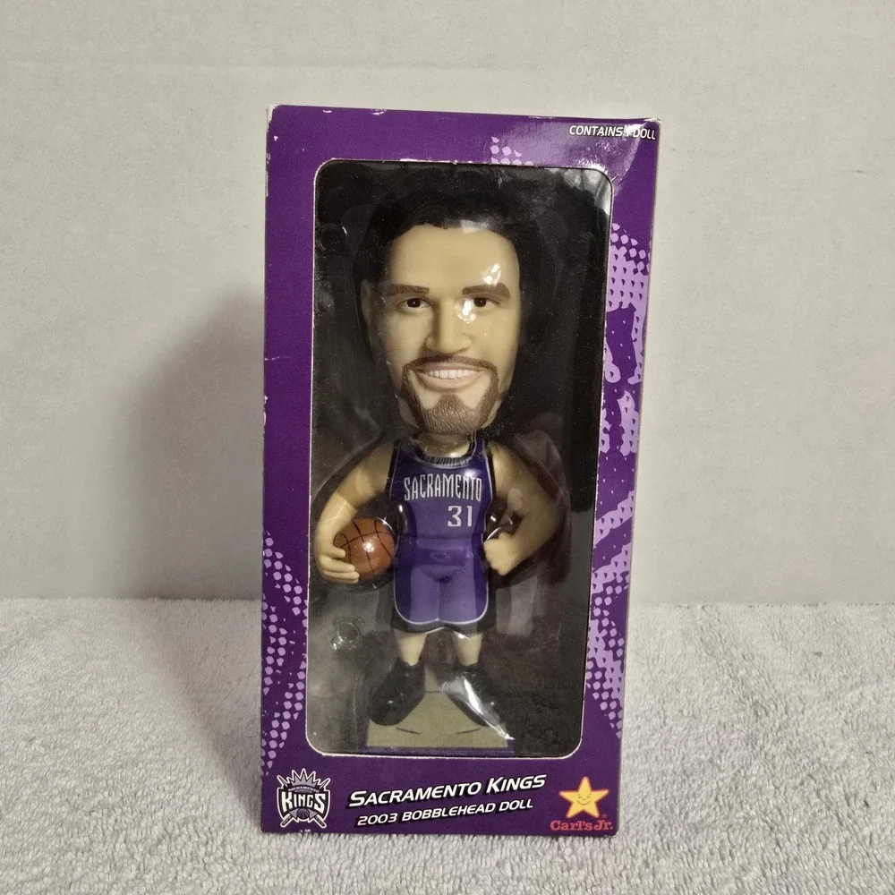 2003 Scott Pollard Sacramento Kings Carl's Jr. Basketball Bobblehead- New In Box